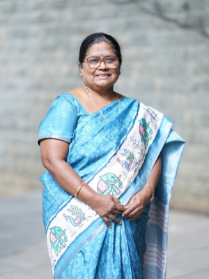 Gowri R